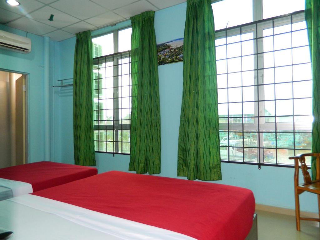 River Side Hotel Mersing Habitación foto